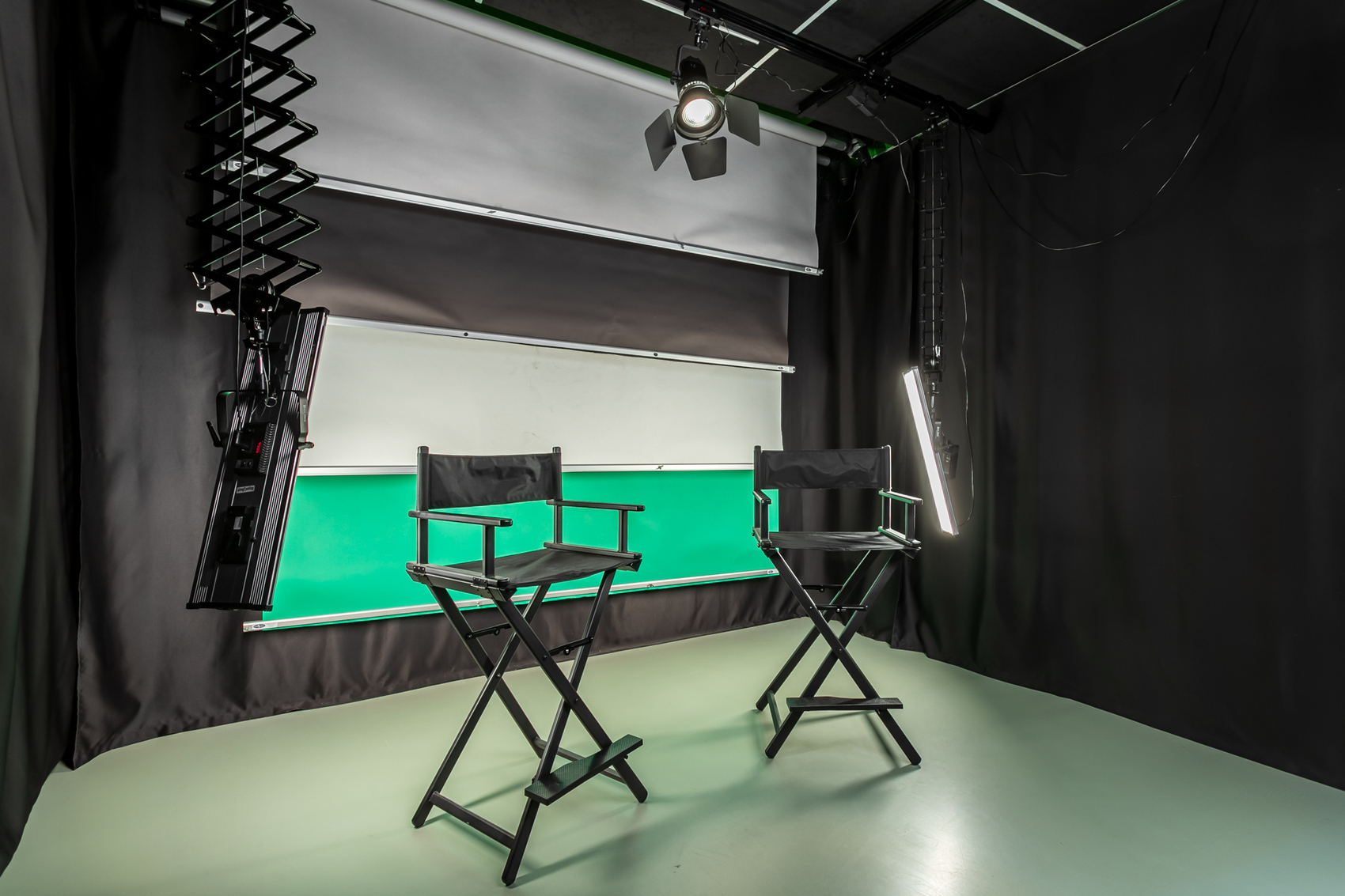 Фотография интерьера помещении Грин Royal Flush Studio