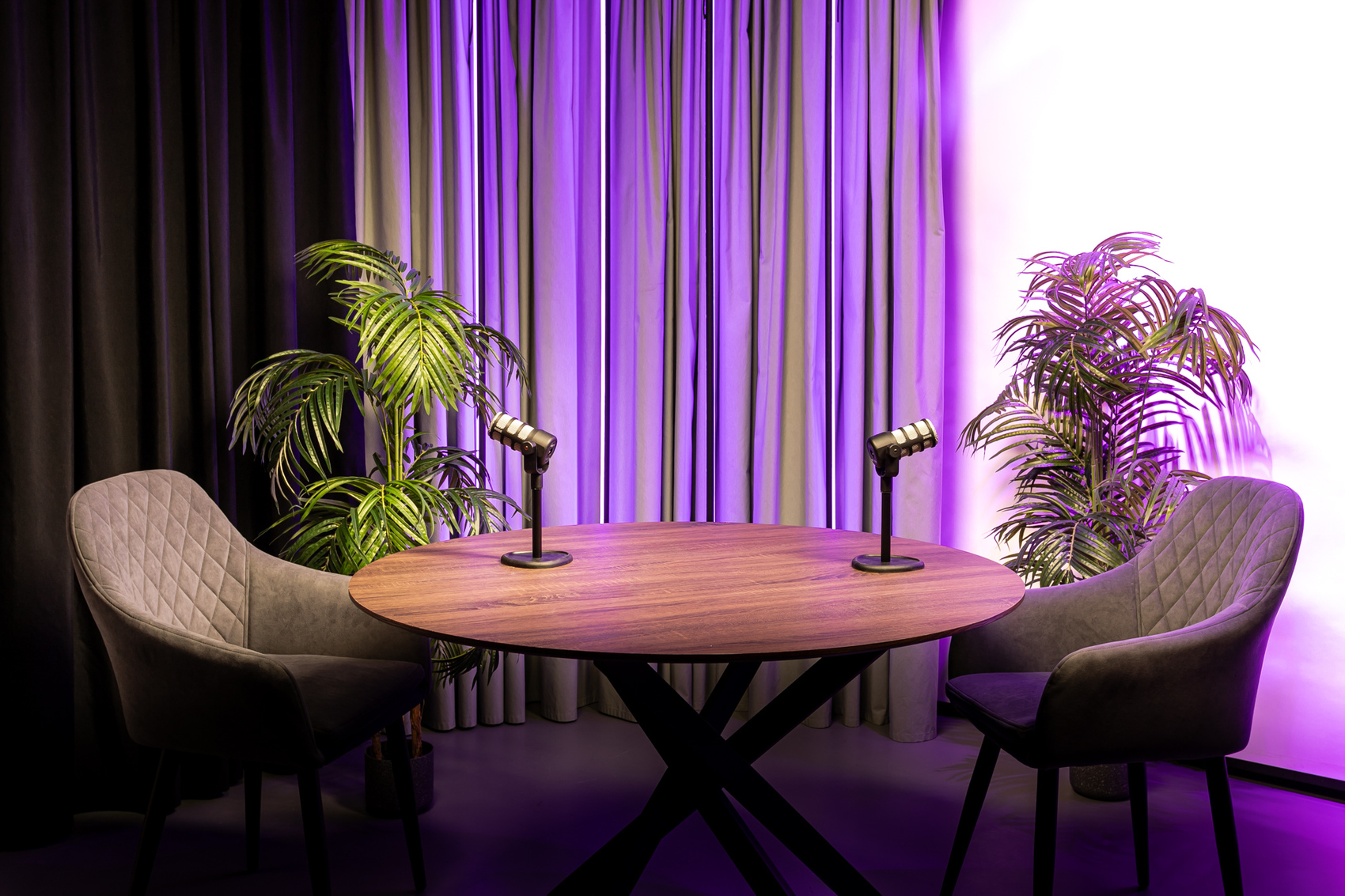 Фотография интерьера помещении Оранж Royal Flush Studio