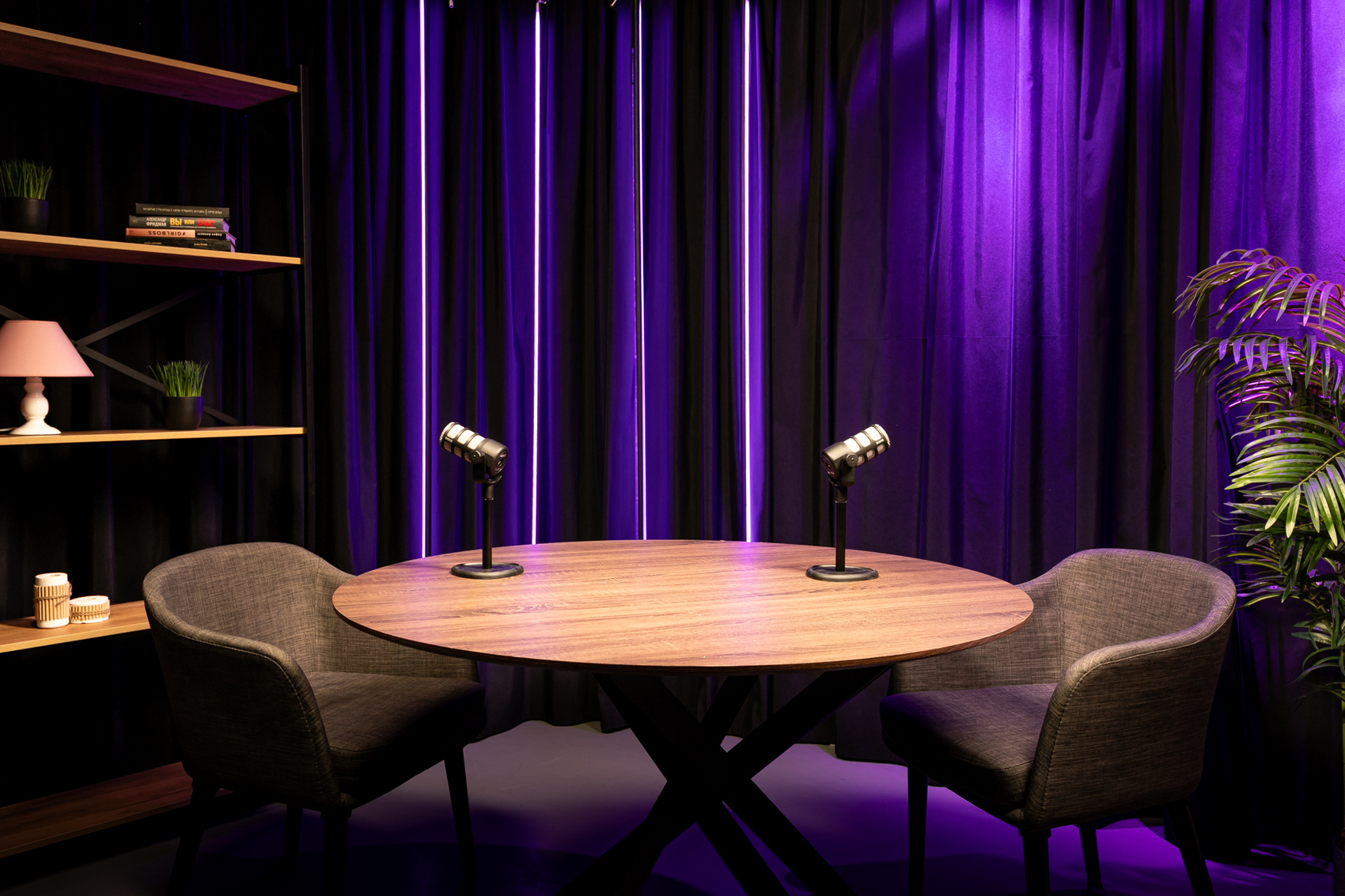 Фотография интерьера помещении Оранж Royal Flush Studio