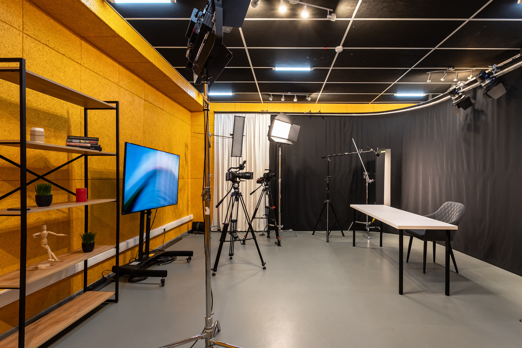 Фотография интерьера помещении Оранж Royal Flush Studio